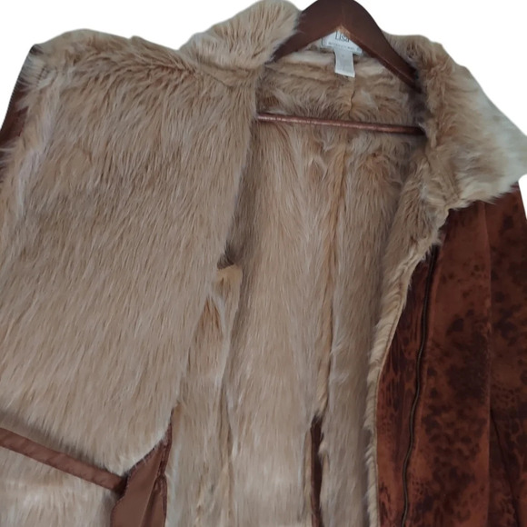 Lisa International Aviator Style Jacket - Picture 7 of 8